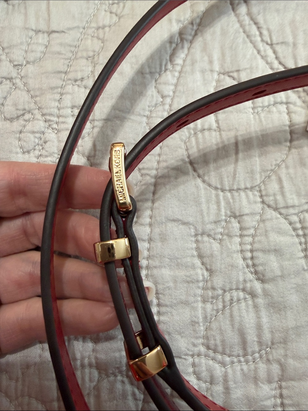 Michael Kors Red Shoulder Bag with Gold Chain Handle and Adjustable Strap - Picture 10 of 12
